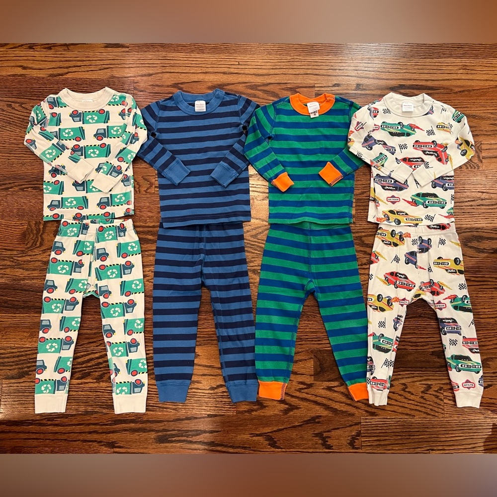 Set of 4 Hanna Andersson PJs